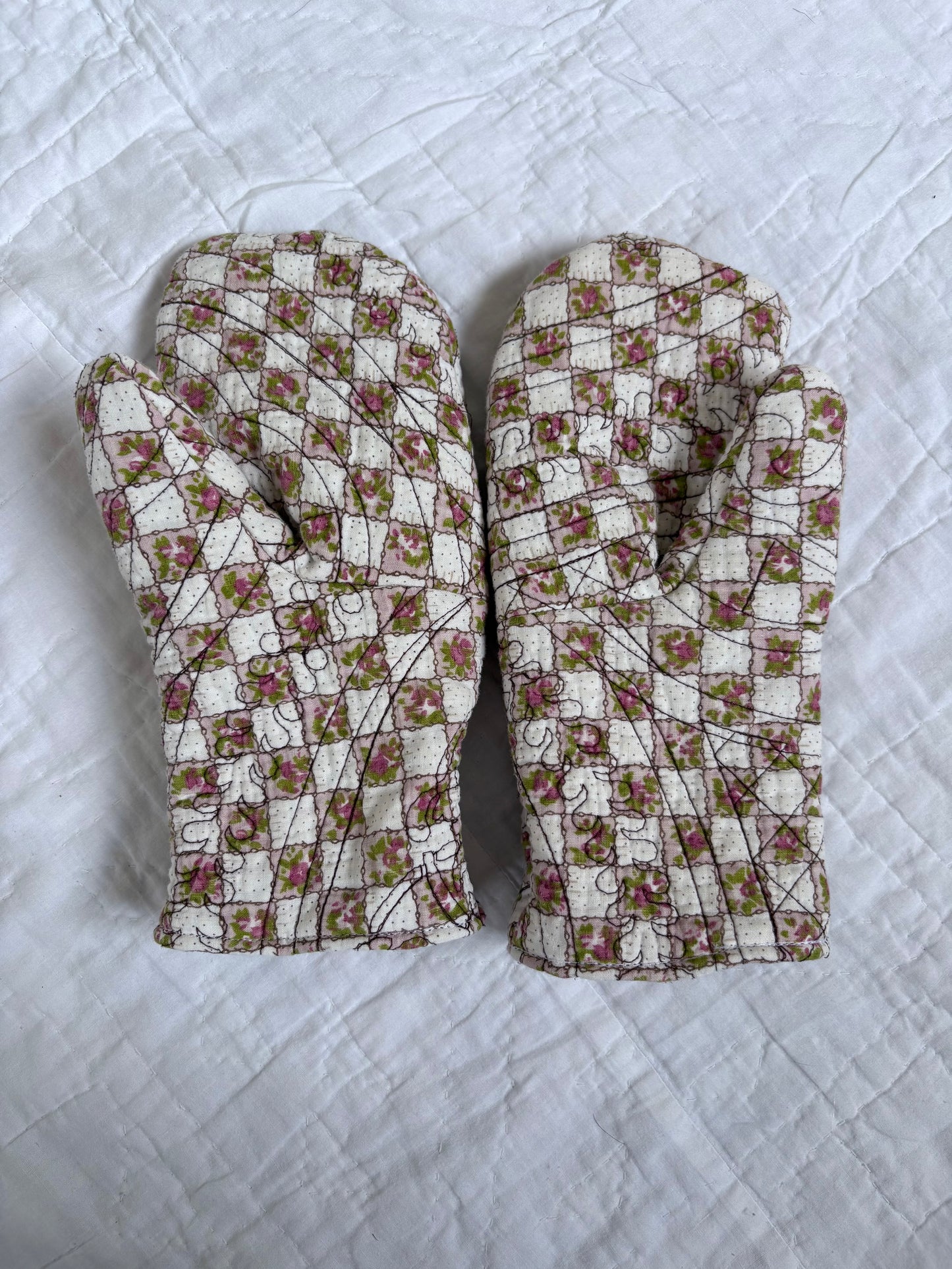 Brown & White Mittens