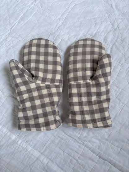 Gingham Mittens