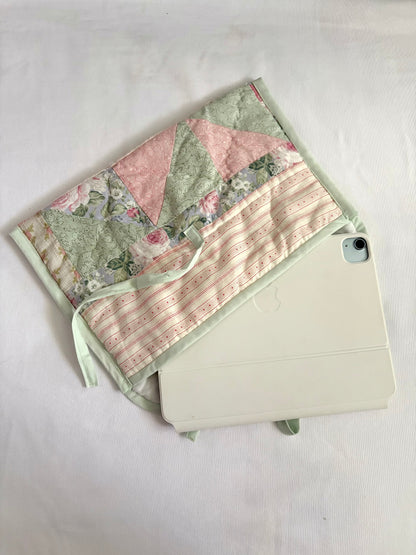 Quilted Laptop Sleeve