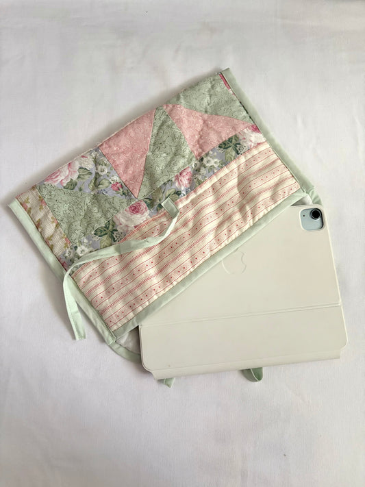 Quilted Laptop Sleeve