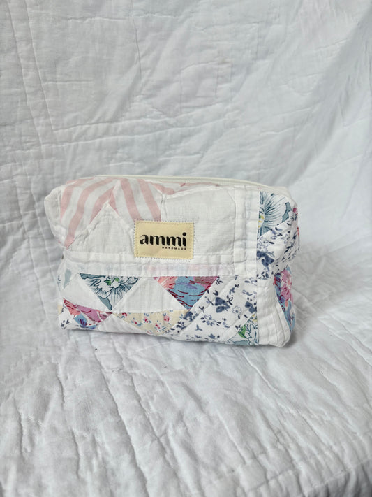 Star Boxy Pouch
