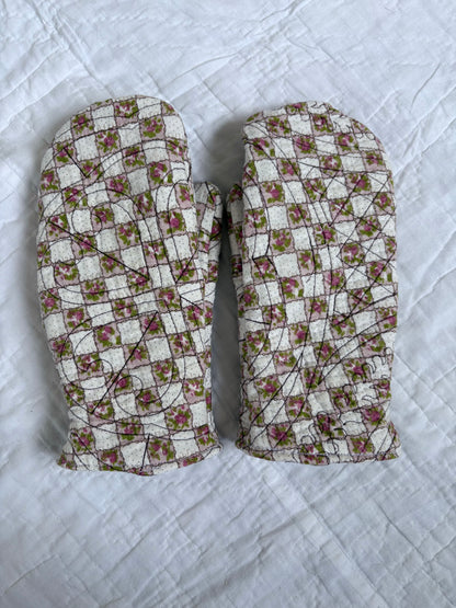 Brown & White Mittens