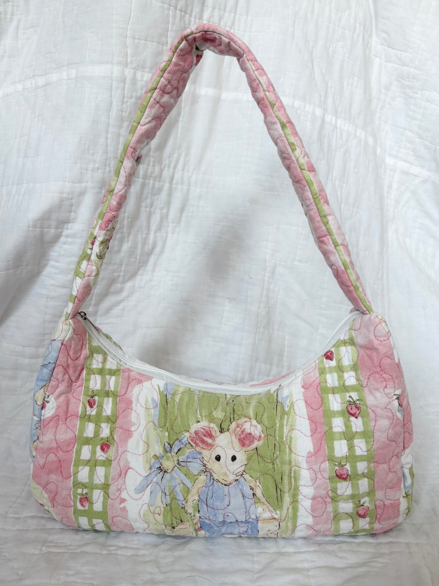 Mouse Medium Shoulder Bag
