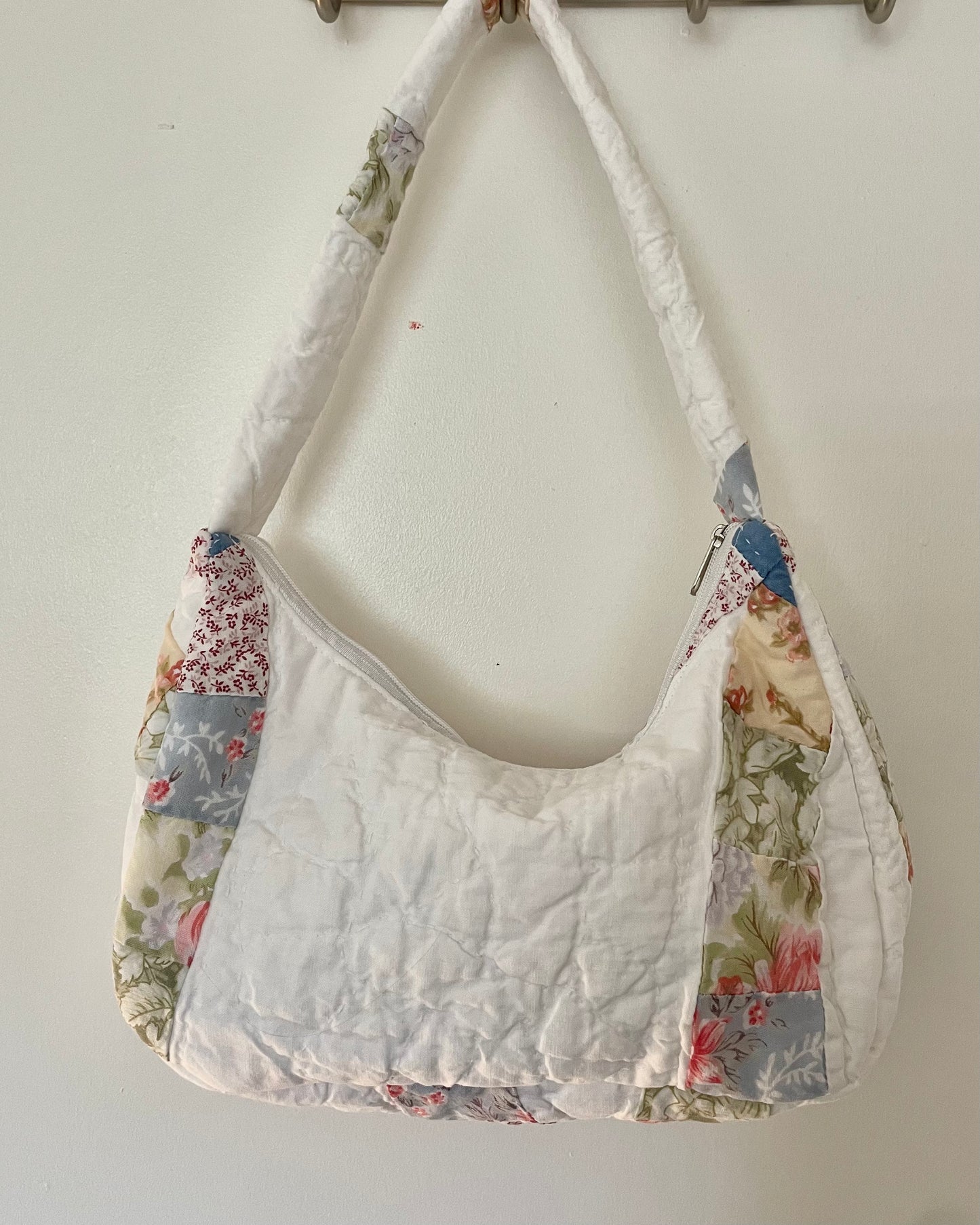 White Floral Shoulder Bag