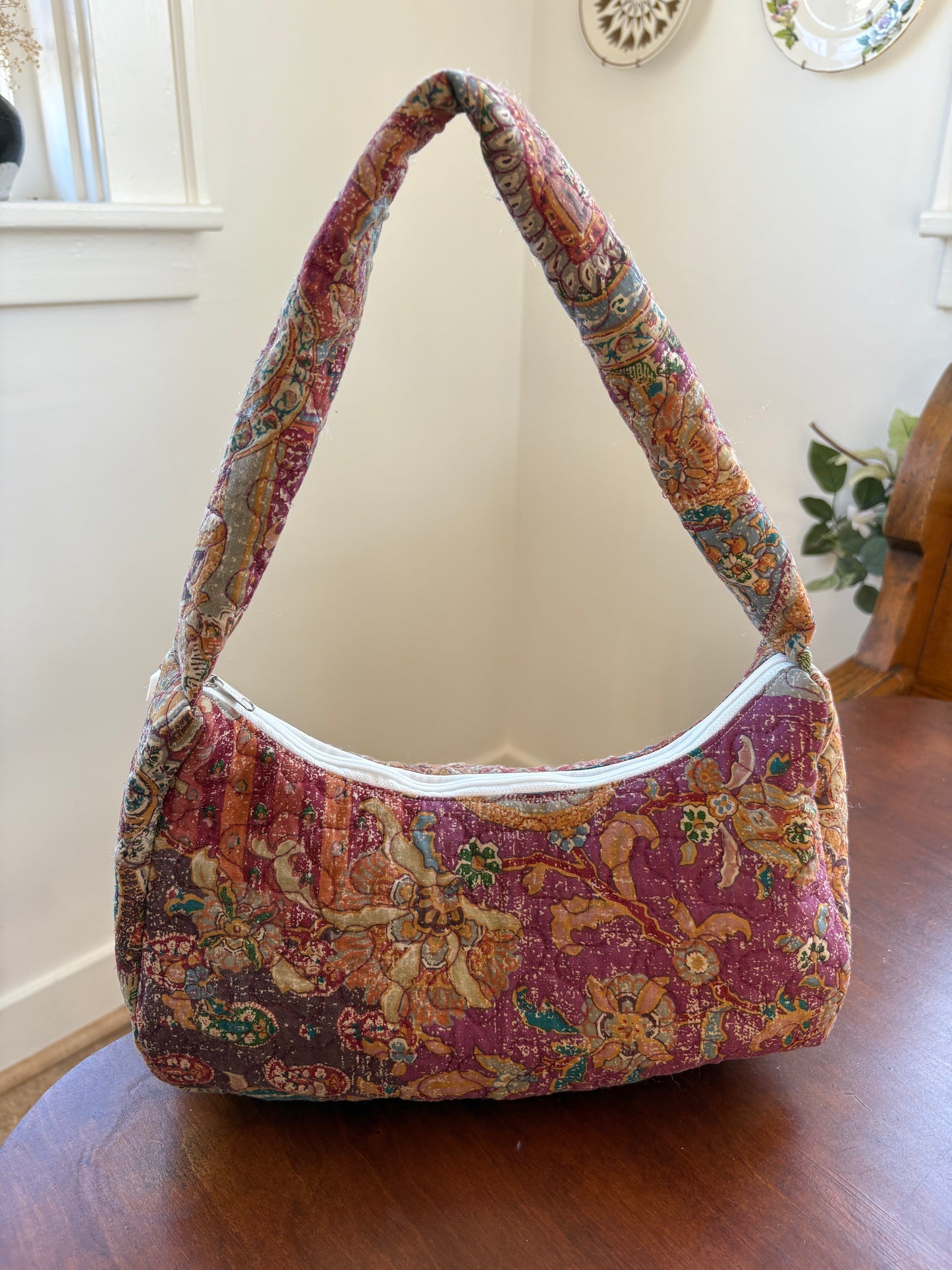 Fall Medium Shoulder Bag